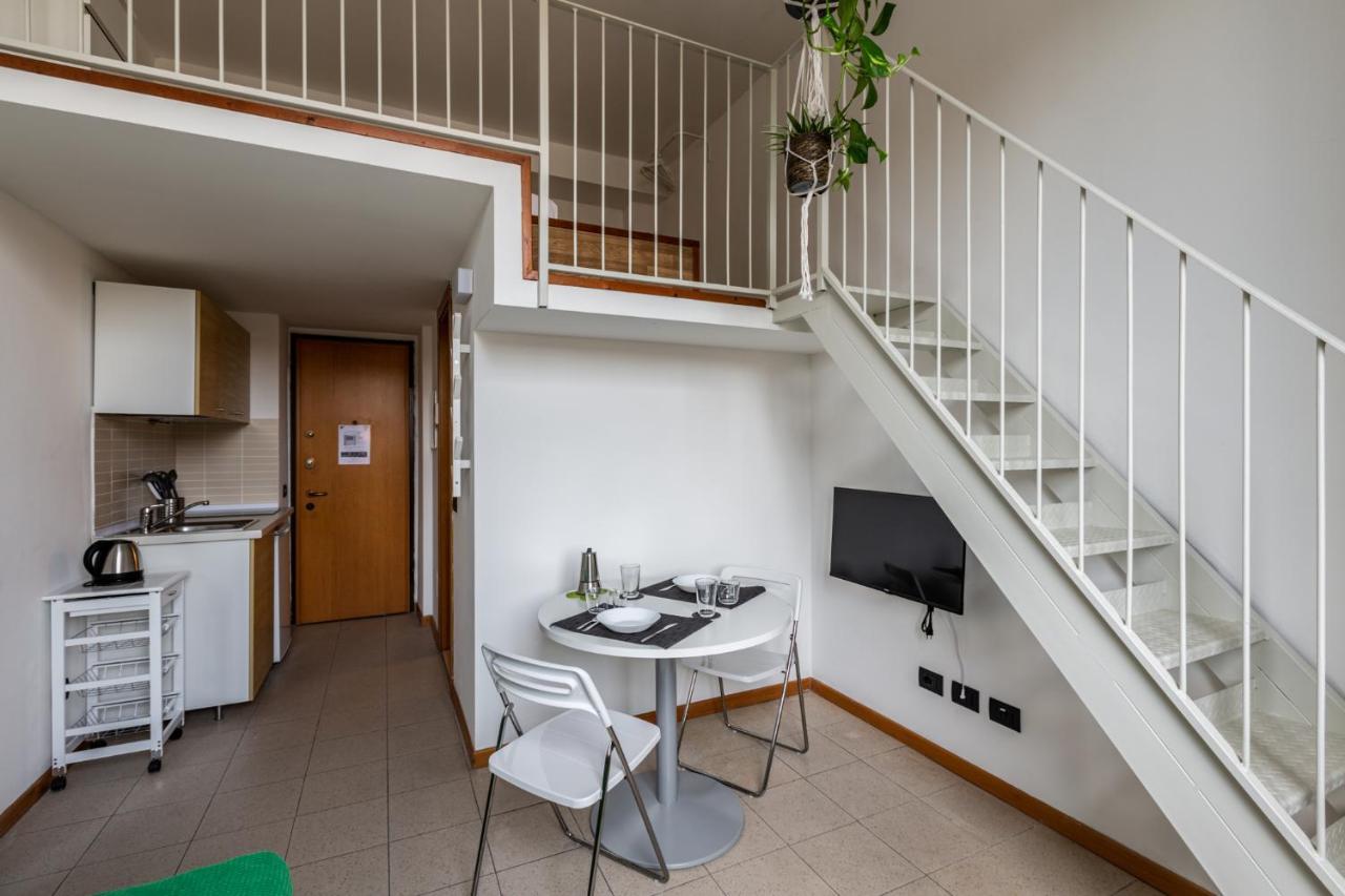 Central Studio Apts Milano-Corso Magentaアパートメント エクステリア 写真