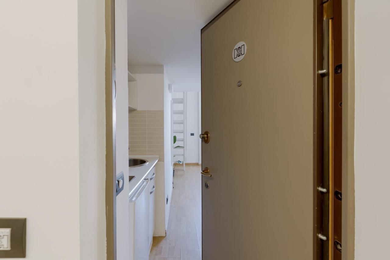 Central Studio Apts Milano-Corso Magentaアパートメント エクステリア 写真