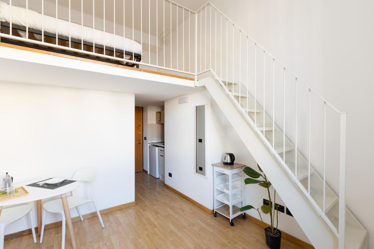 Central Studio Apts Milano-Corso Magentaアパートメント エクステリア 写真