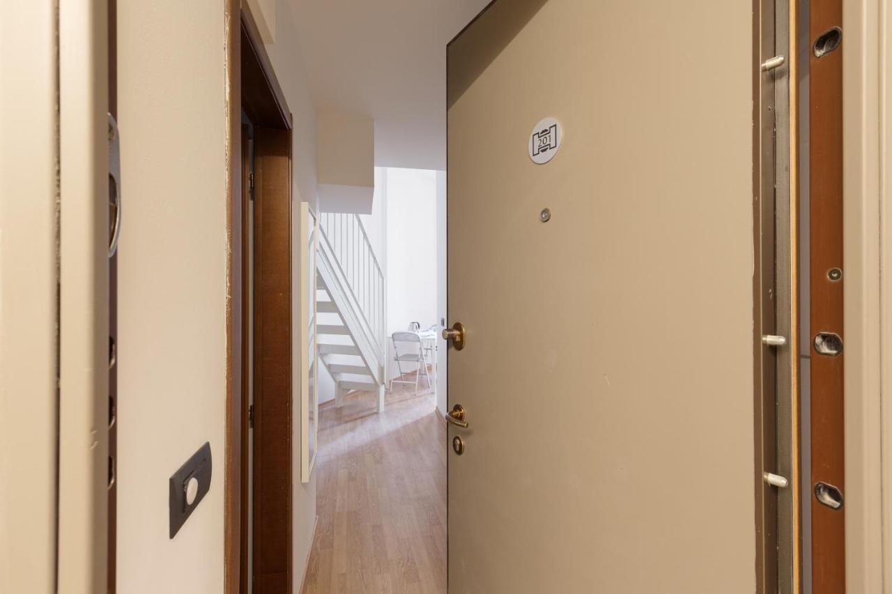 Central Studio Apts Milano-Corso Magentaアパートメント エクステリア 写真